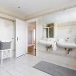 Luxury House With Pool, Garden, Ac & Sauna *