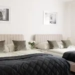 Luxury House With Pool, Garden, Ac & Sauna דירה פרכטולדסדורף