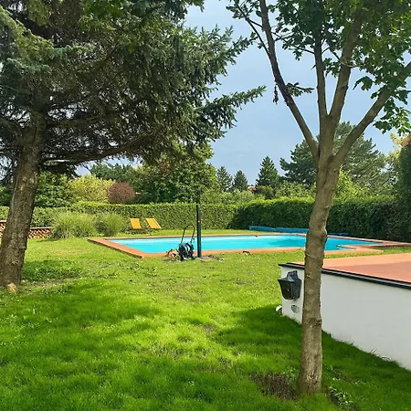 Apartman Luxury House With Pool, Garden, Ac & Sauna *