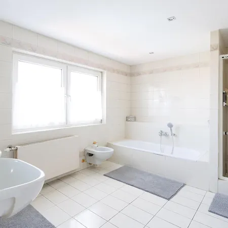 Apartman Luxury House With Pool, Garden, Ac & Sauna *