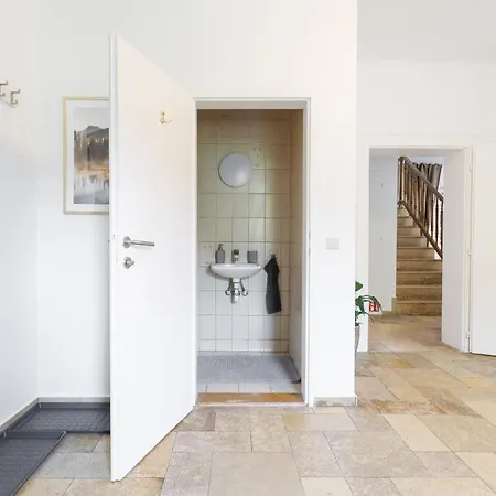 Luxury House With Pool, Garden, Ac & Sauna Apartman *