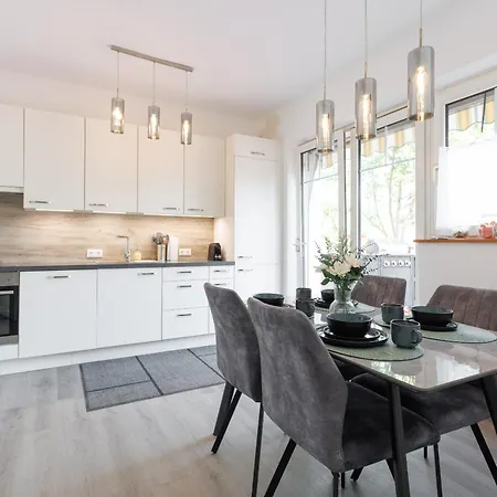 Apartman Luxury House With Pool, Garden, Ac & Sauna *