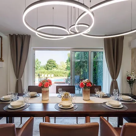 Apartman Luxury House With Pool, Garden, Ac & Sauna Perchtoldsdorf