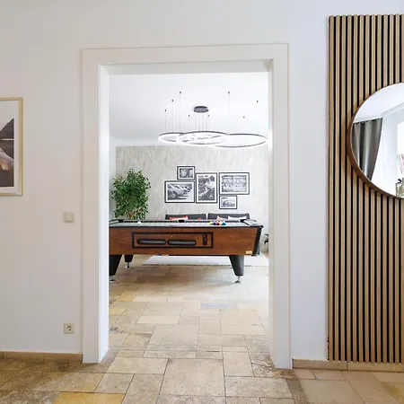 Apartman Luxury House With Pool, Garden, Ac & Sauna *