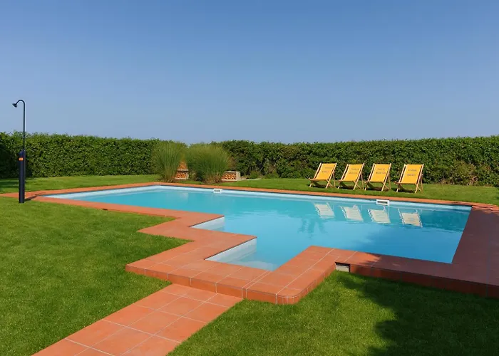 Luxury House With Pool, Garden, Ac & Sauna *