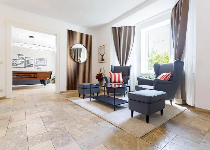 Luxury House With Pool, Garden, Ac & Sauna Apartamento