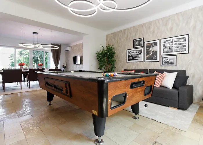 Apartamento Luxury House With Pool, Garden, Ac & Sauna *