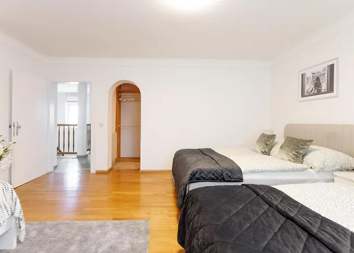 Luxury House With Pool, Garden, Ac & Sauna Apartamento *