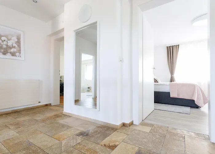 Apartamento Luxury House With Pool, Garden, Ac & Sauna Perchtoldsdorf