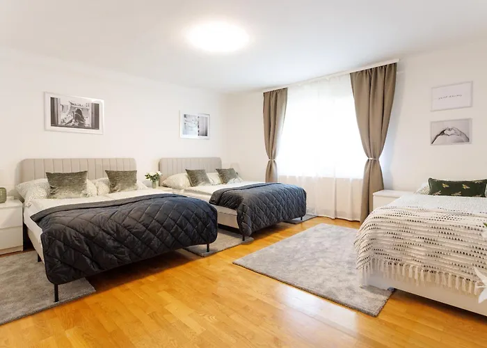 Apartamento Luxury House With Pool, Garden, Ac & Sauna